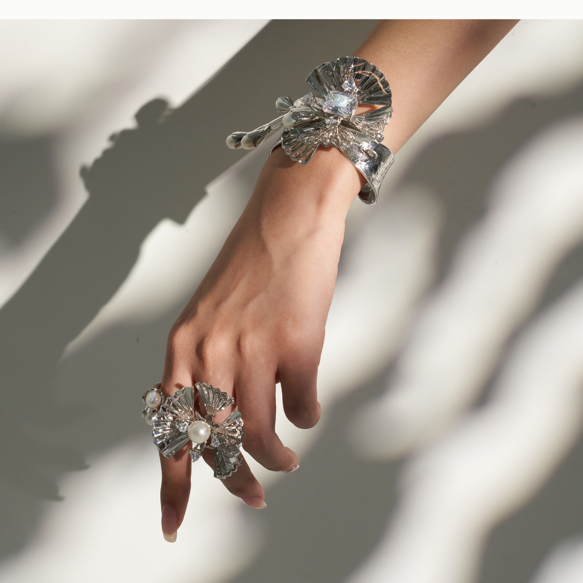 Moth Orchid Detachable tassel Bangle Bracelate / The Orchid